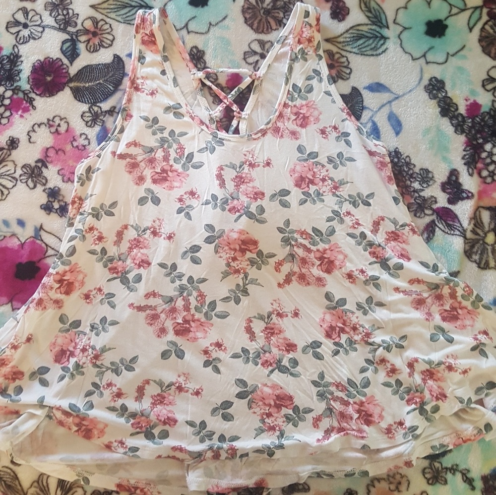 Flowy floral tank